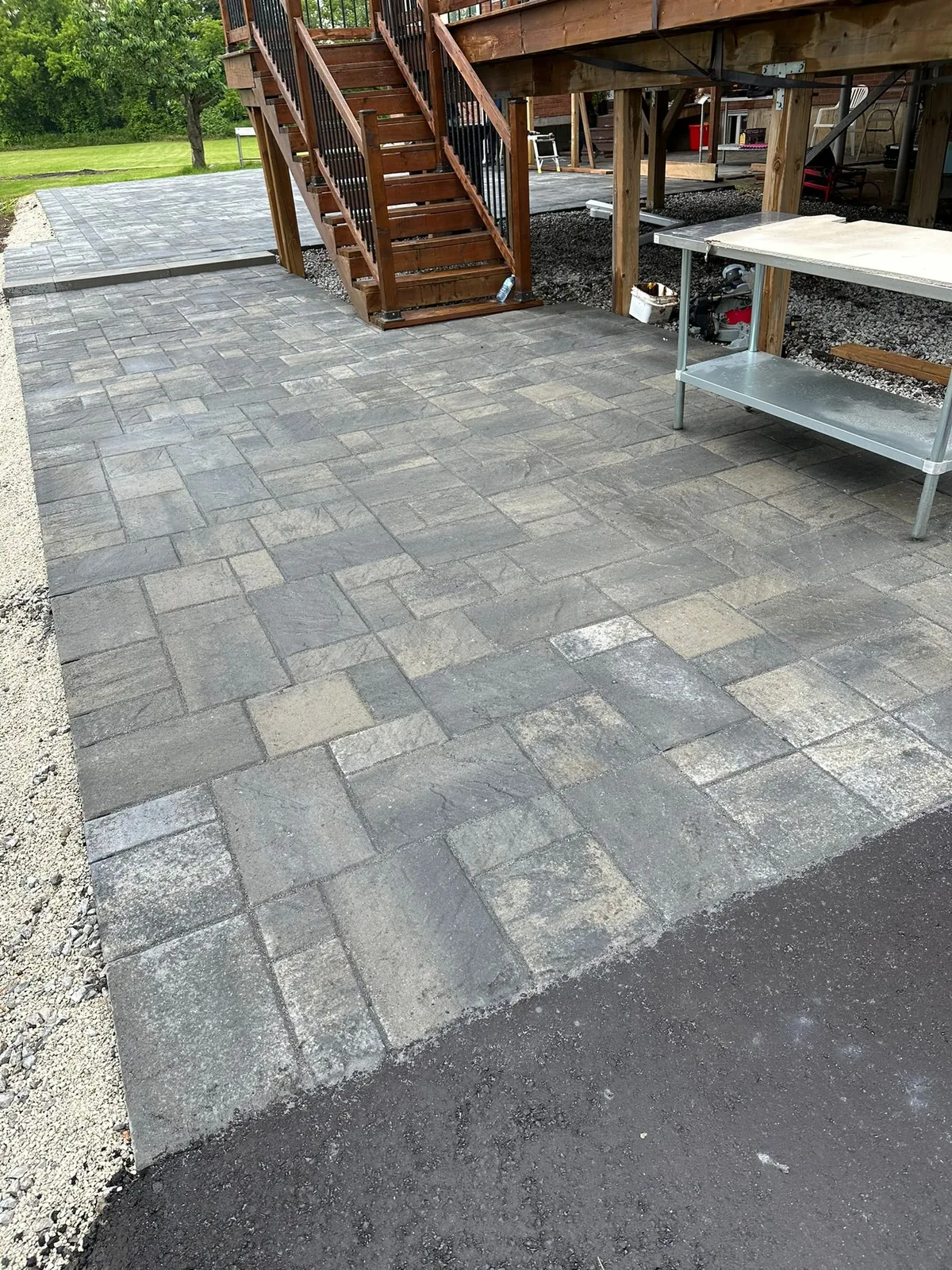 Wide paver driveway with contrasting banding